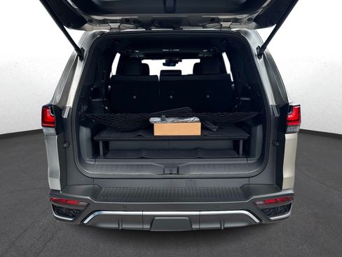 New 2026 Lexus LX 700h F Sport AWD/4WD image 11