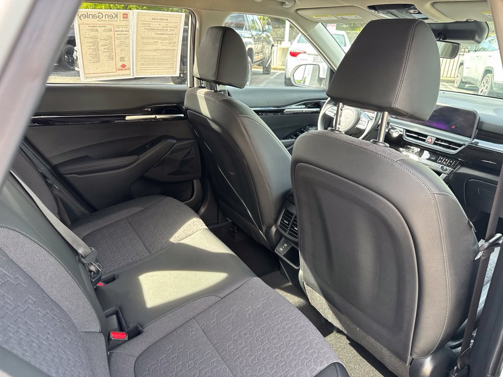 Used 2024 Kia Seltos S AWD/4WD image 33