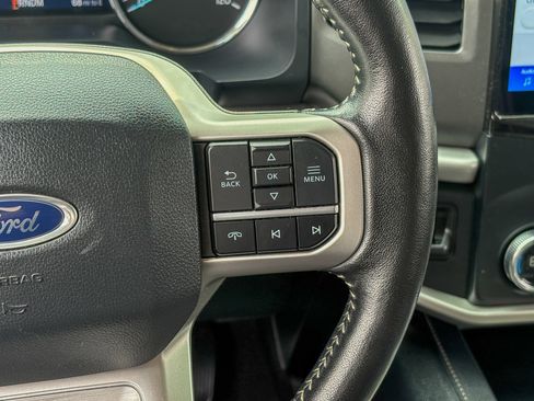 Used 2024 Ford Expedition XLT AWD/4WD image 34