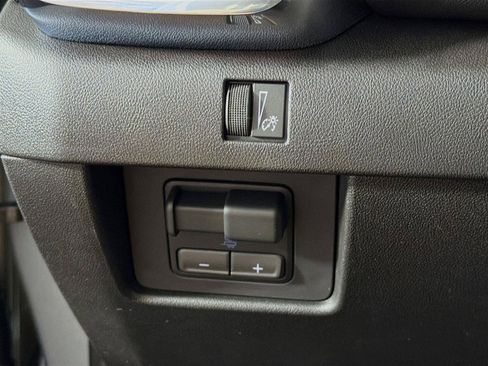 New 2026 GMC Canyon Elevation RWD image 10