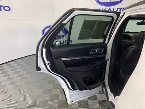 Used 2016 Ford Explorer Sport w/ Equipment Group 401A AWD/4WD image 31