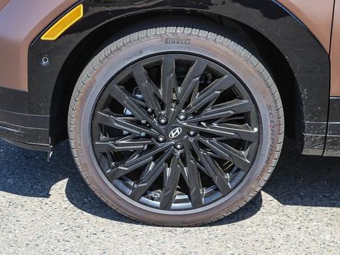 New 2025 Hyundai Santa Fe Calligraphy FWD image 11