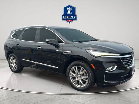 Used 2023 Buick Enclave Premium w/ Experience Buick Package FWD image 14