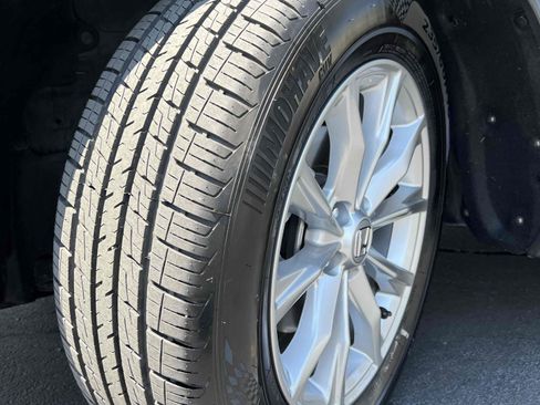 Used 2024 Honda CR-V EX-L image 14