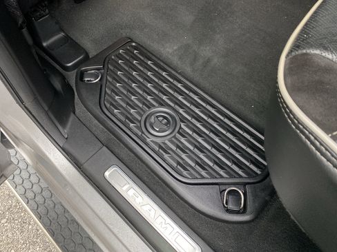 Used 2022 RAM 1500 Laramie image 68