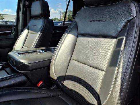 Used 2022 GMC Yukon Denali w/ Max Trailering Package image 6