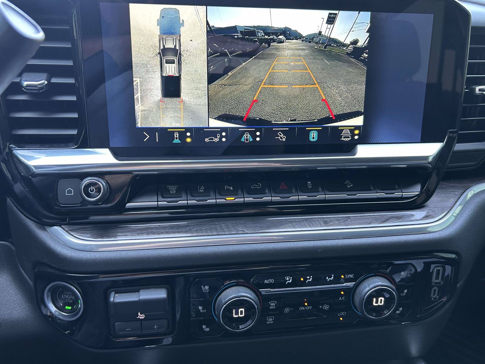 Used 2025 Chevrolet Silverado 2500 LTZ w/ LTZ Plus Package AWD/4WD image 23