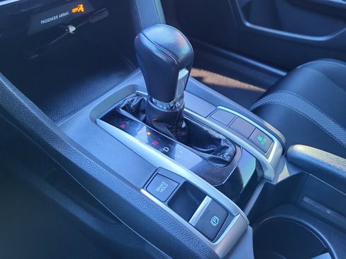 Used 2021 Honda Civic Sport image 23