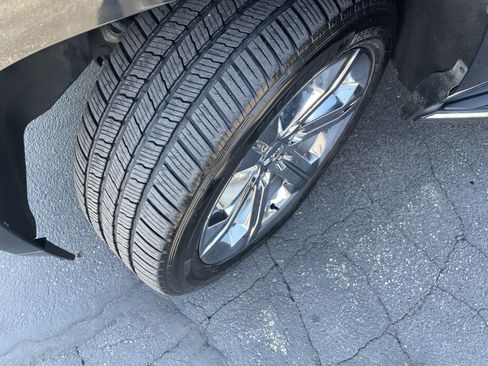 Used 2018 GMC Yukon XL Denali w/ Open Road Package image 10