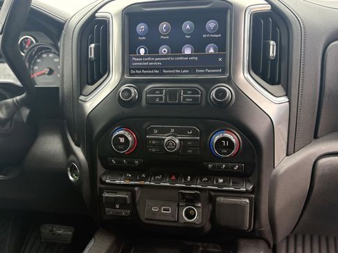 Used 2020 Chevrolet Silverado 1500 LTZ w/ LTZ Texas Edition image 19