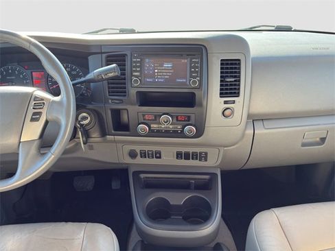 Used 2019 Nissan NV 3500 SL image 16