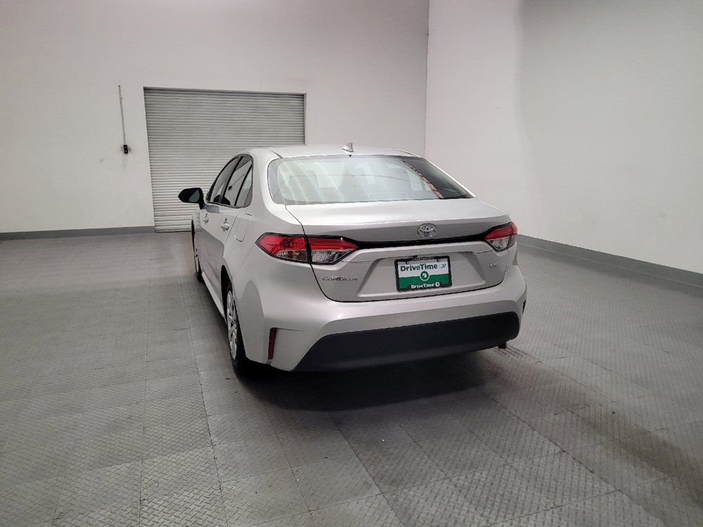 Used 2025 Toyota Corolla LE FWD image 6