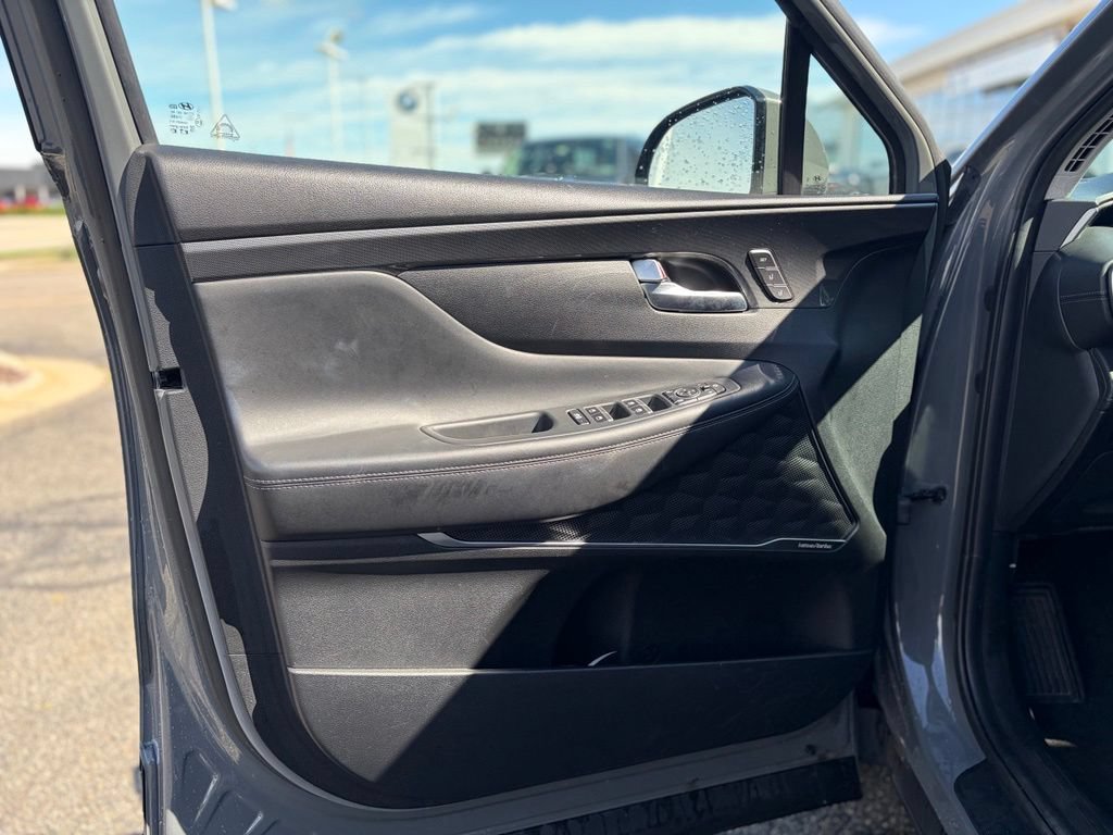 Used 2023 Hyundai Santa Fe Limited AWD/4WD image 19