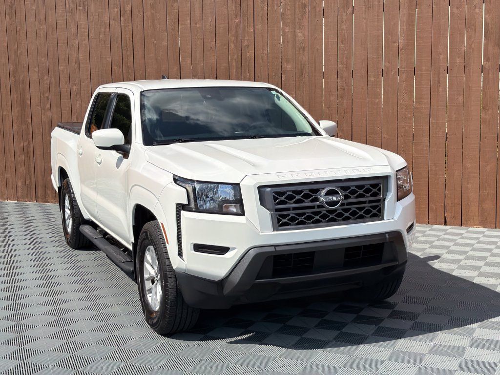Used 2024 Nissan Frontier SV RWD image 10
