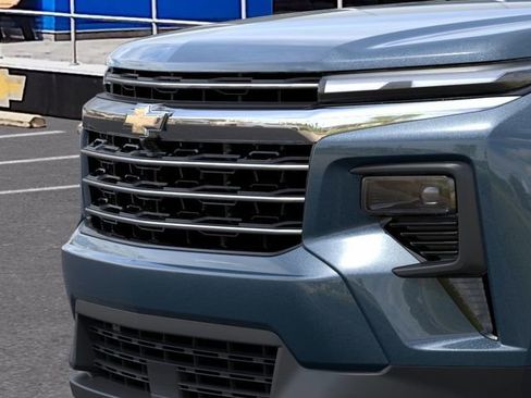 New 2026 Chevrolet Traverse LT w/ Sun and Wheel Package FWD image 13