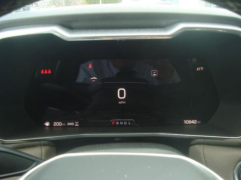 Used 2024 GMC Canyon Denali AWD/4WD image 20