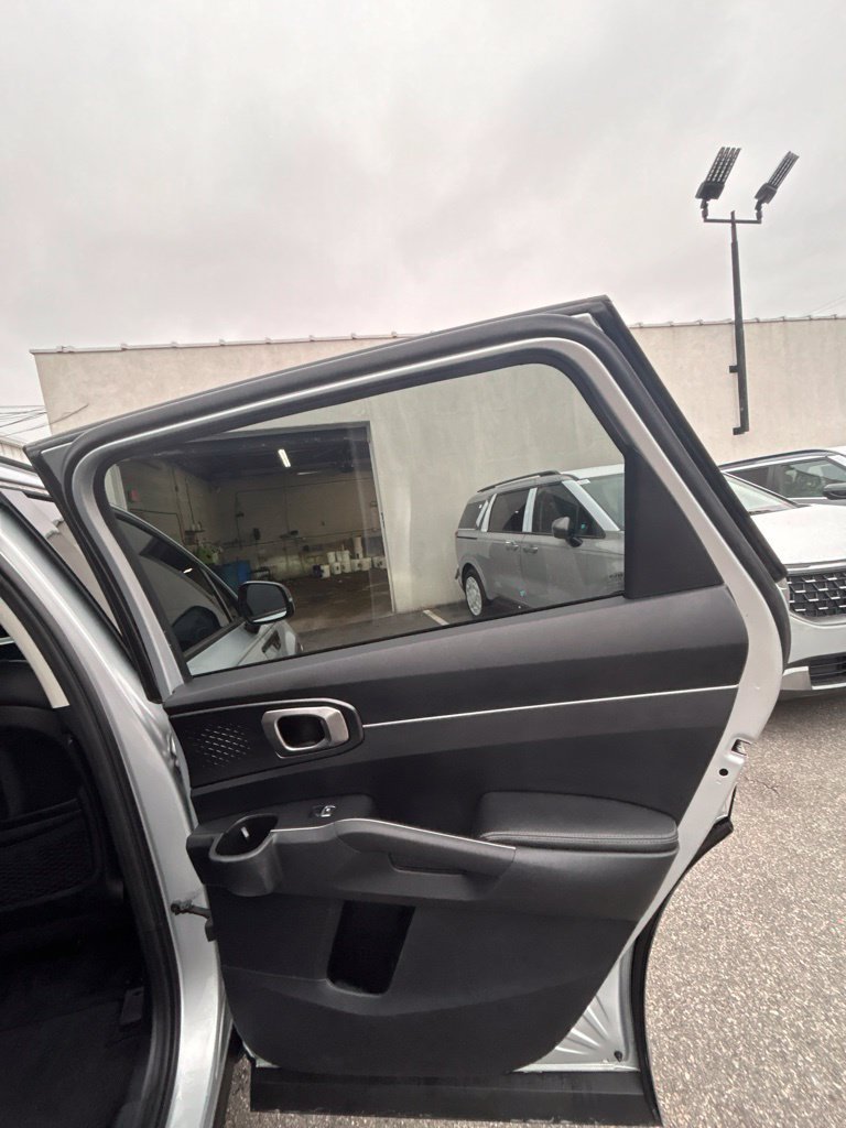 Used 2022 Kia Sorento S FWD image 20