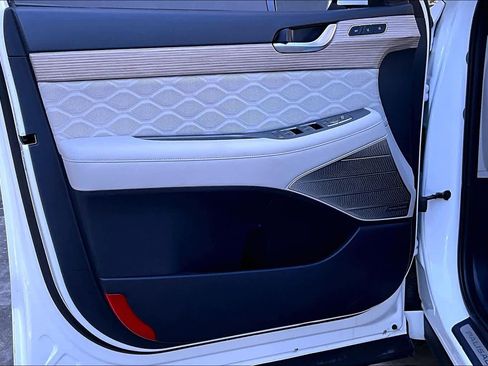 Used 2022 Hyundai Palisade Calligraphy image 20