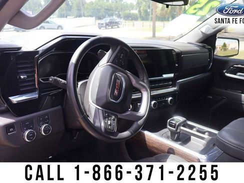 Used 2025 GMC Sierra 1500 Elevation w/ Preferred Package AWD/4WD image 15