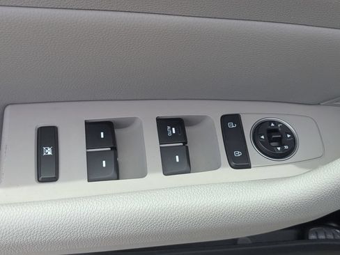 Used 2018 Hyundai Sonata SEL FWD image 13