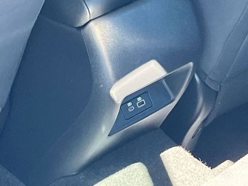 Used 2025 Nissan Altima 2.5 SV image 23