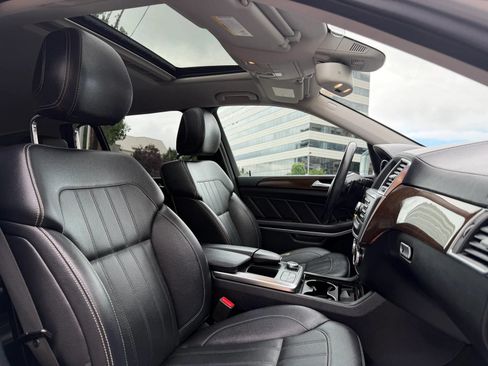 Used 2013 Mercedes-Benz GL 450 4MATIC image 47