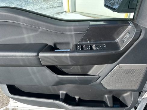 Used 2022 Ford F150 XLT w/ Equipment Group 302A High image 39