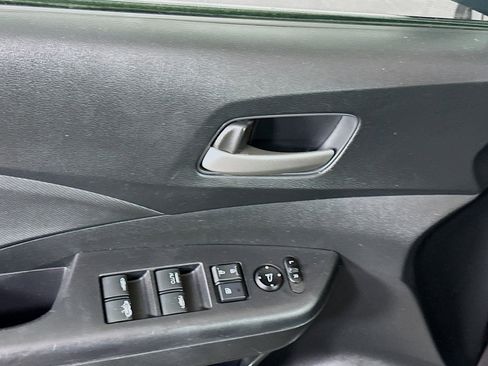 Used 2015 Honda CR-V LX image 15