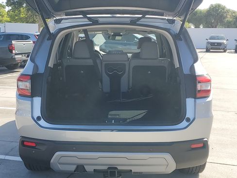 Used 2024 Honda Pilot EX-L image 9