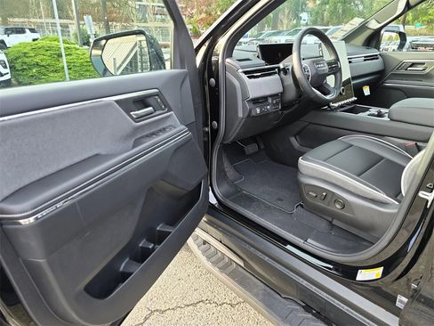 New 2026 GMC Sierra EV Elevation image 19