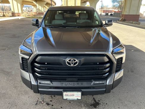 Used 2025 Toyota Tundra SR5 w/ SR5 Convenience Package AWD/4WD image 2