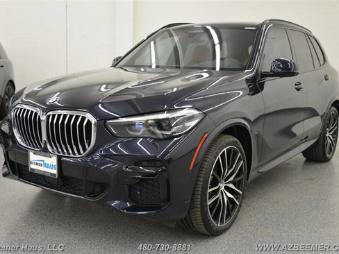Used 2022 BMW X5 xDrive40i w/ M Sport Package image 2