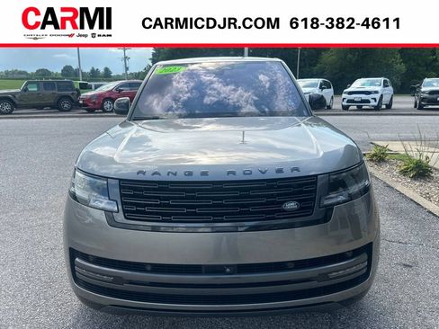Used 2023 Land Rover Range Rover Long Wheelbase SE AWD/4WD image 2