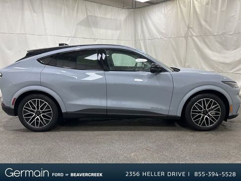 Used 2025 Ford Mustang Mach-E Premium image 2