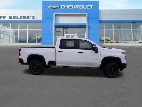New 2026 Chevrolet Silverado 2500 ZR2 image 2