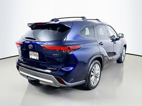 Used 2026 Toyota Highlander Platinum AWD/4WD image 7