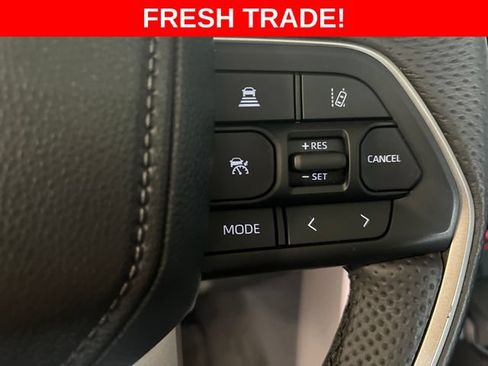 Used 2025 Toyota Tundra Limited w/ TRD Off-Road Package AWD/4WD image 33