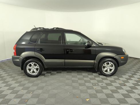 Used 2009 Hyundai Tucson SE image 8