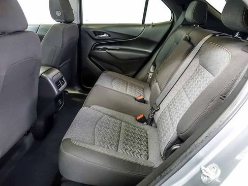 Used 2024 Chevrolet Equinox LT FWD image 15