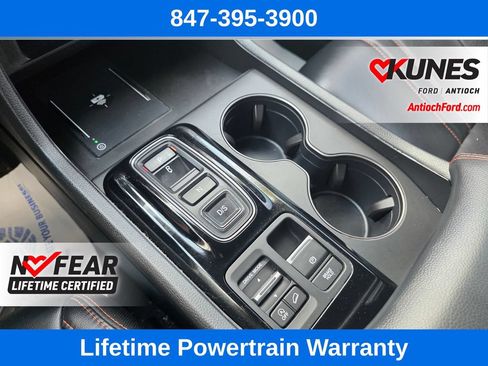 Used 2025 Honda Pilot TrailSport image 31