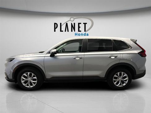 Certified 2025 Honda CR-V LX image 2