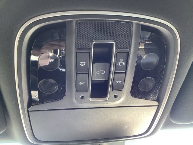 Used 2019 Kia Sorento SX FWD image 28