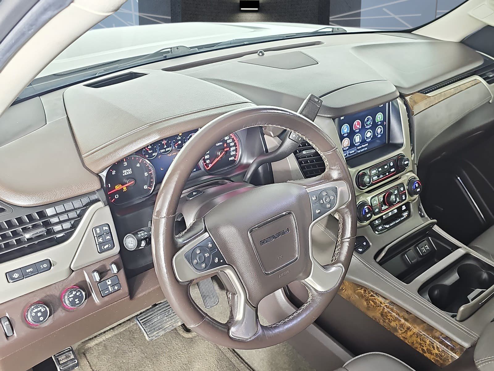 Used 2016 GMC Yukon Denali w/ Open Road Package AWD/4WD image 13