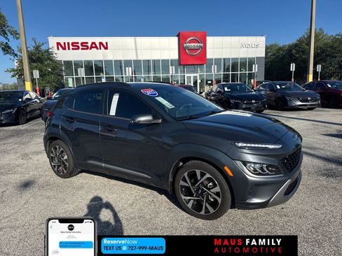 Used 2022 Hyundai Kona Limited FWD image 1