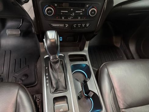 Used 2019 Ford Escape Titanium FWD image 18