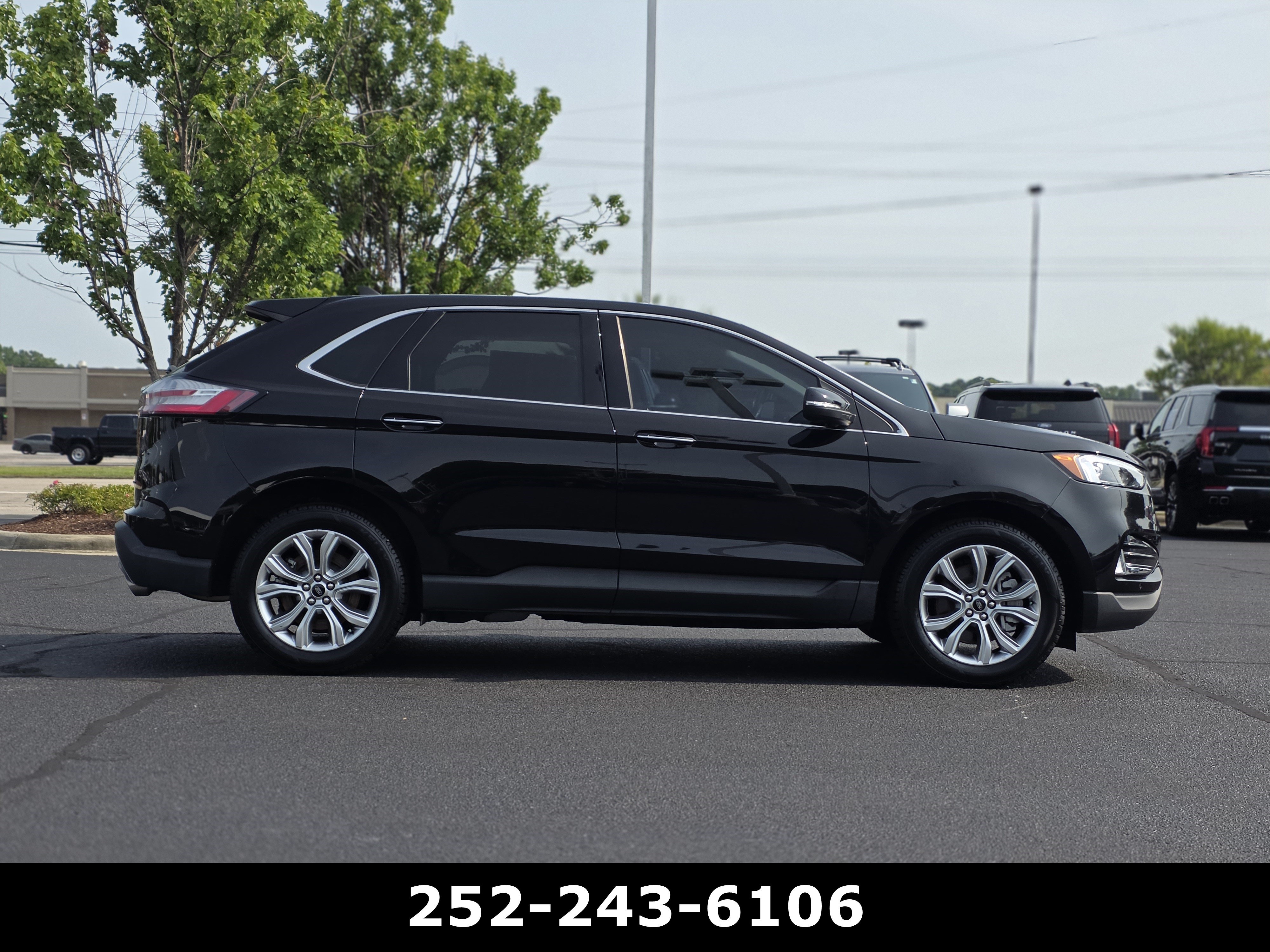 Used 2024 Ford Edge Titanium AWD/4WD image 8