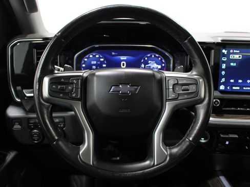 Used 2022 Chevrolet Silverado 1500 LT Trail Boss w/ Convenience Package II AWD/4WD image 10