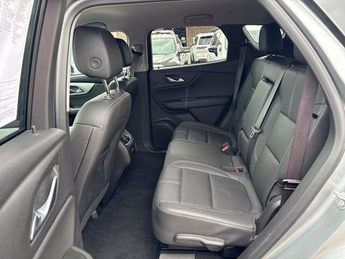 Used 2024 Chevrolet Blazer LT AWD/4WD image 19