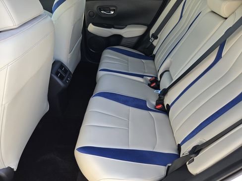 Certified 2025 Acura ADX A-Spec image 39