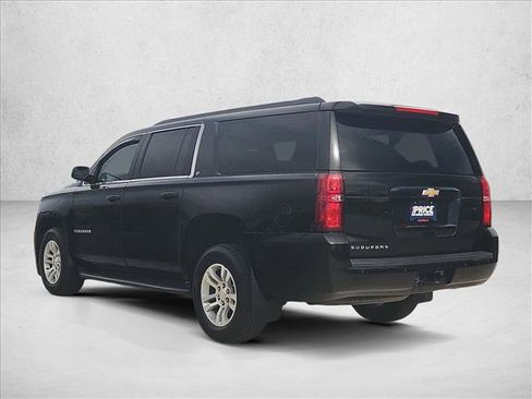 Used 2017 Chevrolet Suburban LT w/ Max Trailering Package image 7